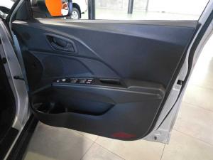 Mahindra XUV300 1.2T - Image 14