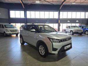 Mahindra XUV300 1.2T - Image 3