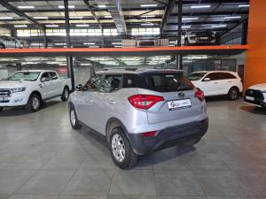 Mahindra XUV300 1.2T - Image 9