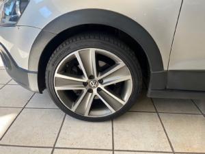 Volkswagen Cross Polo 1.6TDI Comfortline Urban Ice - Image 9