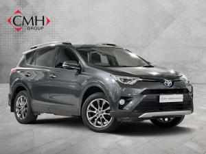 Toyota RAV4 2.2D-4D AWD VX - Image 1