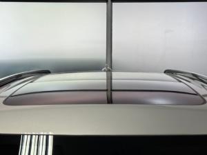 Volvo XC90 T8 Recharge AWD Plus Bright - Image 17