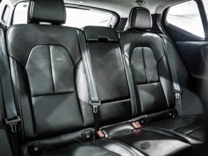 Volvo XC40 D4 AWD Momentum - Image 16