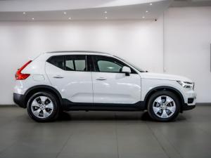 Volvo XC40 D4 AWD Momentum - Image 5