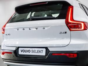Volvo XC40 D4 AWD Momentum - Image 8