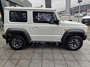 Suzuki Jimny 1.5 GLX AllGrip 3-door manual - Image 3