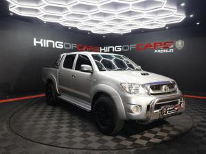 Toyota Hilux 3.0D-4D double cab Raider auto - Image 1