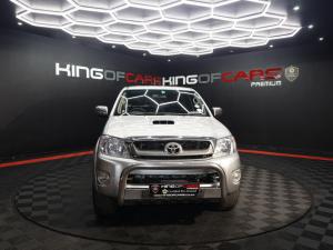 Toyota Hilux 3.0D-4D double cab Raider auto - Image 2
