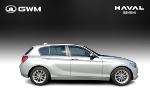 BMW 1 Series 118i 5-door auto - Image 4
