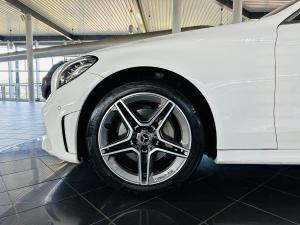 Mercedes-Benz C-Class C200 - Image 7