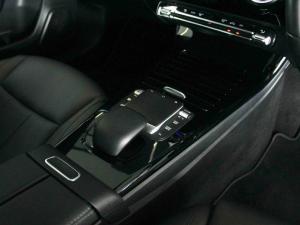 Mercedes-Benz A-Class A200 hatch Progressive - Image 20