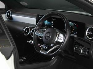 Mercedes-Benz CLA CLA200 Progressive - Image 10