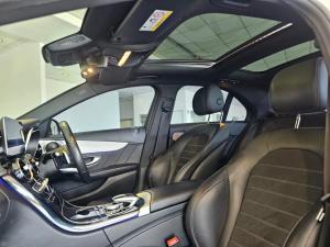 Mercedes-Benz C-Class C180 - Image 13