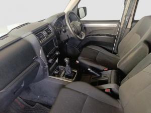 Mahindra PIK UP 2.2 Mhawk S11 automaticD/C - Image 3