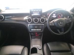 Mercedes-Benz CLA CLA200 - Image 10