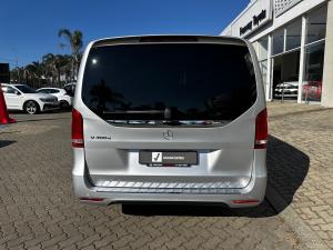 Mercedes-Benz V-Class V300d Avantgarde AMG Line - Image 8