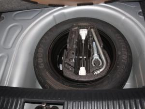 Volkswagen Polo Vivo 1.6 Comfortline TIP - Image 9