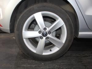 Volkswagen Polo Vivo 1.6 Highline - Image 21