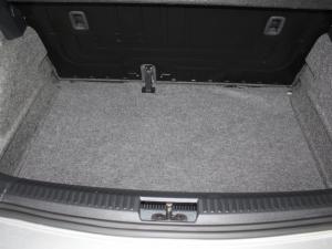Volkswagen Polo Vivo 1.6 Highline - Image 8