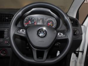 Volkswagen Polo Vivo 1.4 Comfortline - Image 21