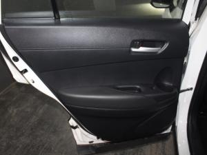 Toyota Corolla Cross 1.8 XS - Image 13