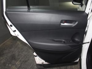 Toyota Corolla Cross 1.8 XS Hybrid - Image 13