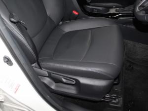 Toyota Corolla Cross 1.8 XS Hybrid - Image 17