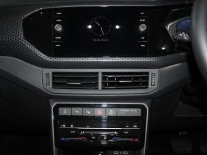 Volkswagen T-CROSS 1.5 TSI R-LINE DSG - Image 11