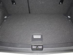 Volkswagen T-CROSS 1.5 TSI R-LINE DSG - Image 8