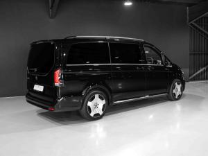 Mercedes-Benz V-Class V300d Exclusive - Image 18