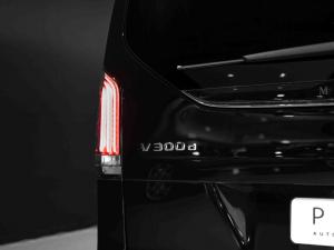 Mercedes-Benz V-Class V300d Exclusive - Image 19