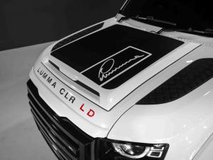 Land Rover Defender 110 D300 SE - Image 18