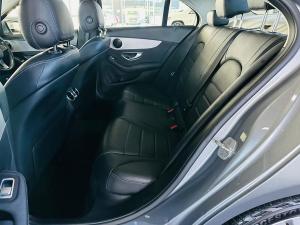 Mercedes-Benz C-Class C180 Avantgarde auto - Image 8