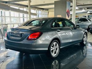 Mercedes-Benz C-Class C180 - Image 2