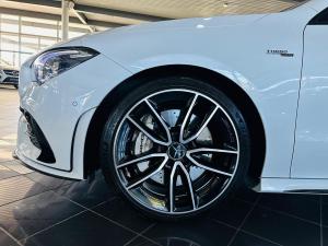 Mercedes-Benz CLA CLA35 4Matic - Image 4