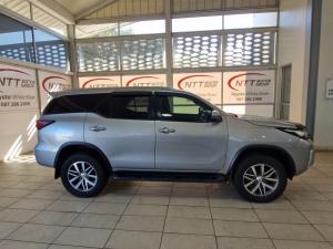 Toyota Fortuner 2.8GD-6 Raised Body automatic - Image 3