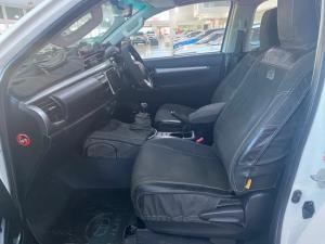 Toyota Hilux 2.8 GD-6 Raider 4X4E/CAB - Image 7
