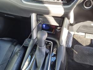 Toyota Corolla Cross 1.8 XS Hybrid - Image 13