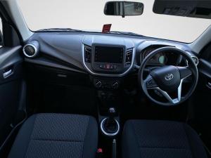Toyota Vitz 1.0 XR manual - Image 6
