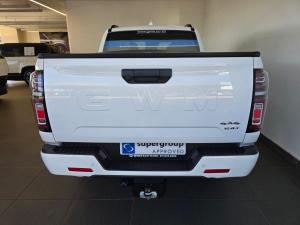 GWM P300 2.4T double cab LT 4x4 - Image 6