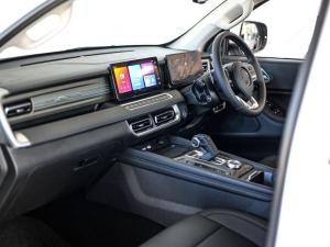 GWM P300 2.4T double cab LT 4x4 - Image 10