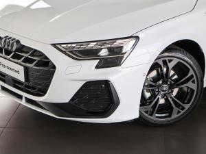 Audi A3 sedan 35TFSI Black Edition - Image 2