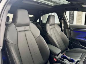 Audi A3 sedan 35TFSI Black Edition - Image 8