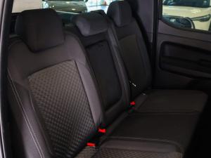 Volkswagen Amarok 2.0TDI double cab Life auto - Image 17