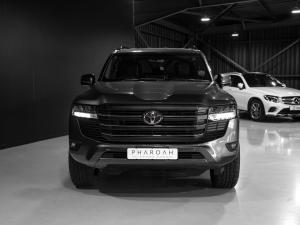 Toyota Land Cruiser 300 3.3D GX-R - Image 18