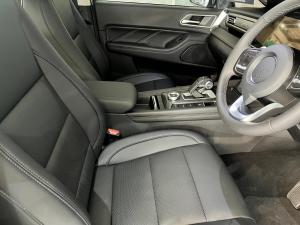 GWM P300 2.4T double cab LT - Image 9