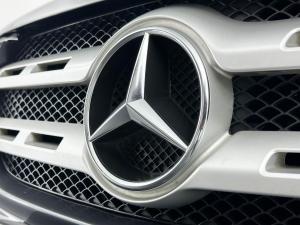 Mercedes-Benz X250d 4X4 Power automatic - Image 12