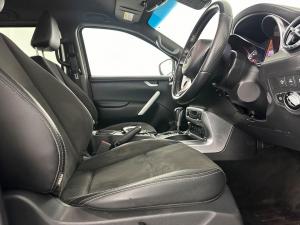 Mercedes-Benz X250d 4X4 Power automatic - Image 16