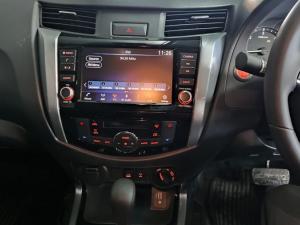 Nissan Navara 2.5DDTi double cab LE Plus 4x4 - Image 13