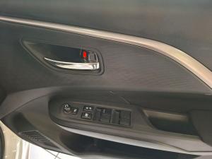 Suzuki Swift 1.2 GL+ manual - Image 13